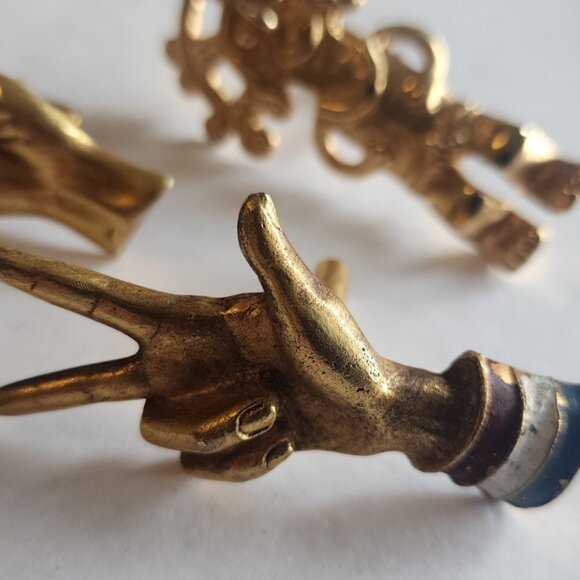 Alva Studios Museum Replicas  Gold-brass tone Several Maya Cufflinks Figures - Picture 8 of 9